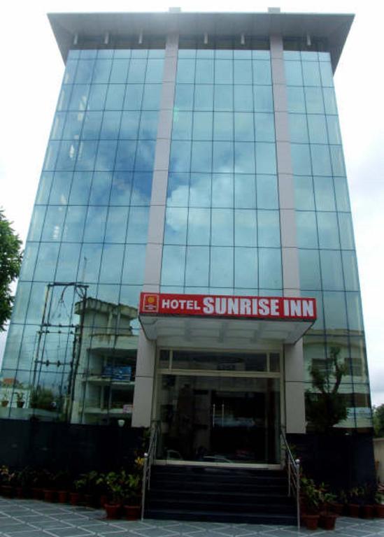 Hotel Sunrise Inn Lucknow Exteriör bild