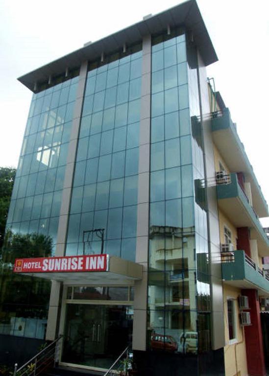 Hotel Sunrise Inn Lucknow Exteriör bild